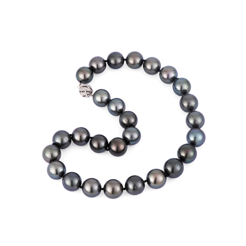 Tahitian Black Pearl Necklace (15-16 mm, 18.5")