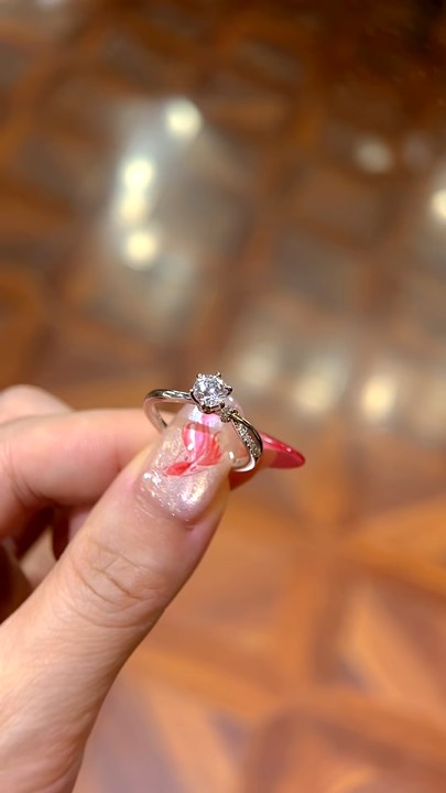 Twisted Solitaire customer video thumbnail