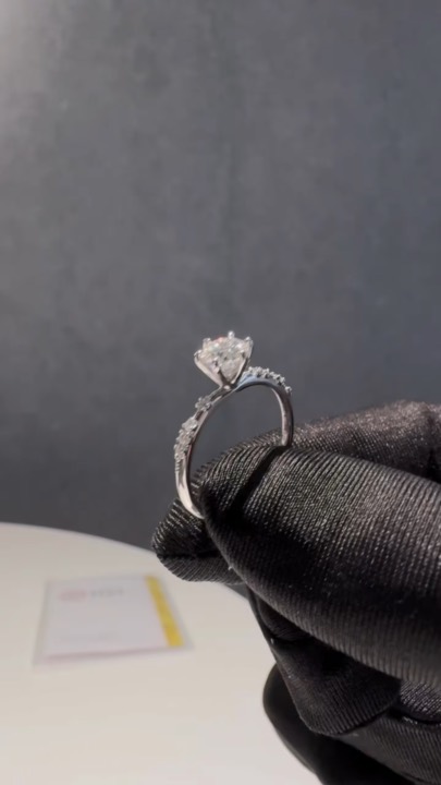 Heart Pave Ring customer video thumbnail